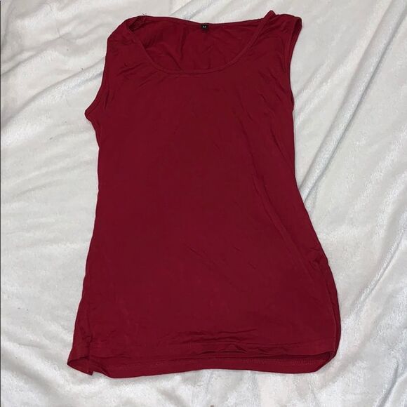 Red scoop neck, open back tank top | Sz M - Picture 2 of 4